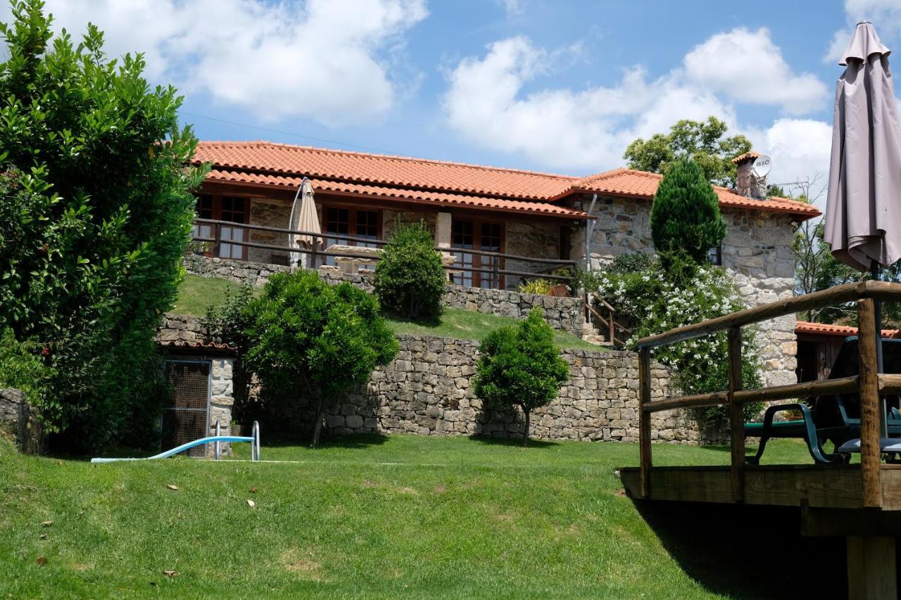 Casa Das Andorinhas เซลอริโก จิ บาสโต ภายนอก รูปภาพ