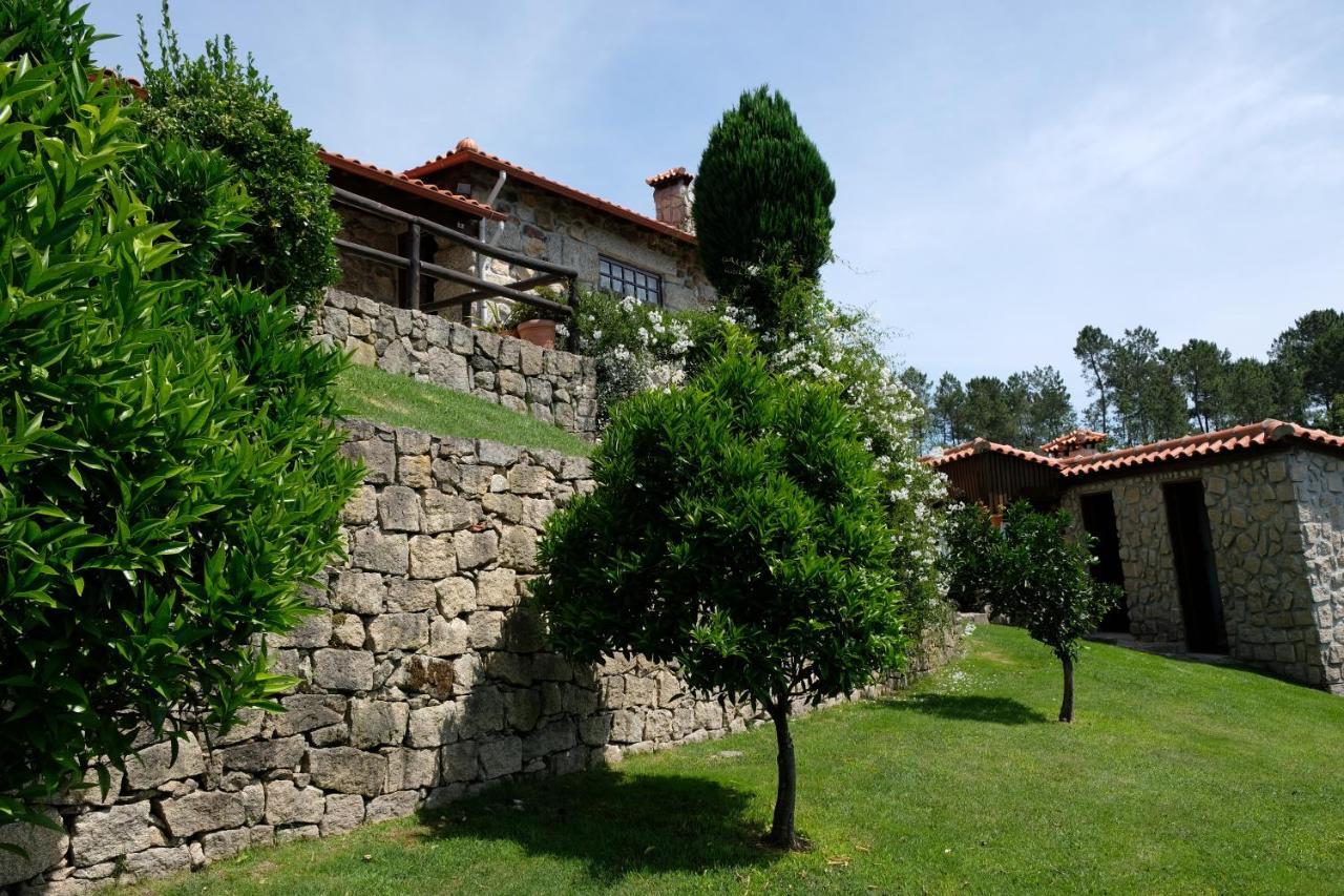 Casa Das Andorinhas เซลอริโก จิ บาสโต ภายนอก รูปภาพ