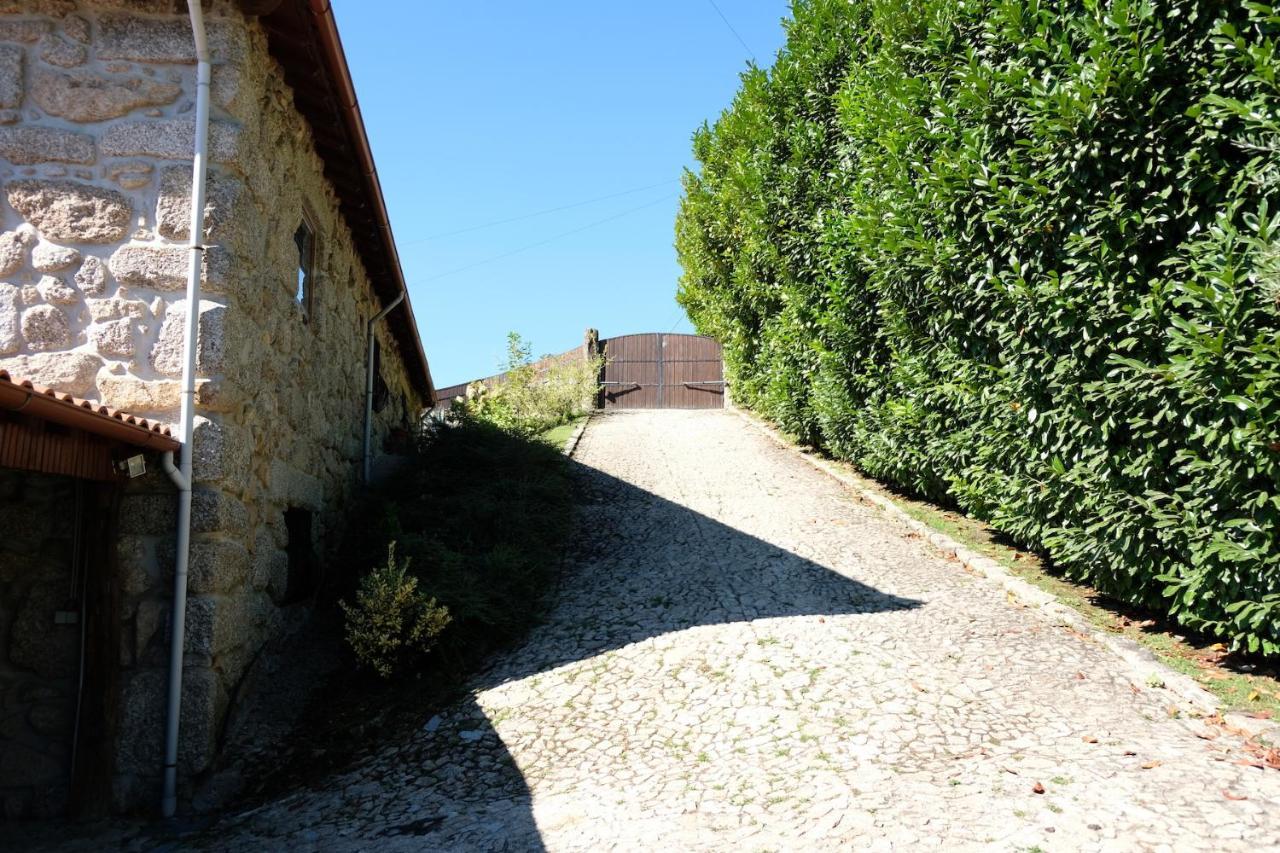 Casa Das Andorinhas เซลอริโก จิ บาสโต ภายนอก รูปภาพ