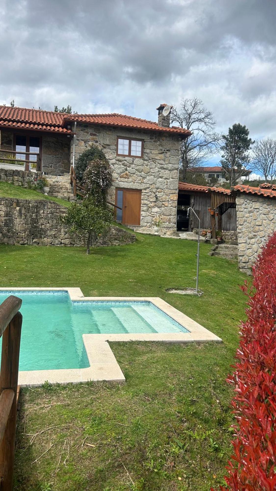 Casa Das Andorinhas เซลอริโก จิ บาสโต ภายนอก รูปภาพ