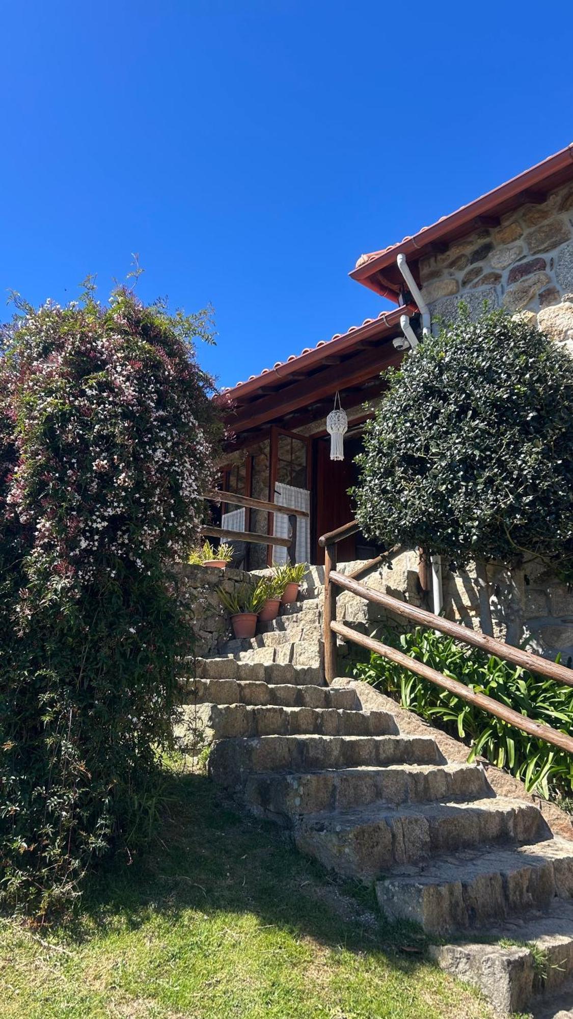 Casa Das Andorinhas เซลอริโก จิ บาสโต ภายนอก รูปภาพ